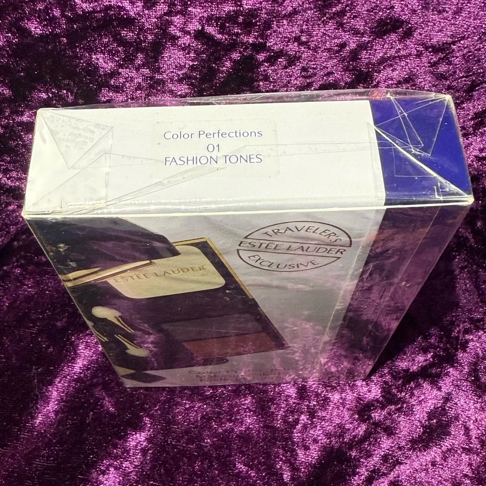 Estee Lauder Makeup Palette Eyeshadow Travel Set Sealed Pressed Powder Blush NIB